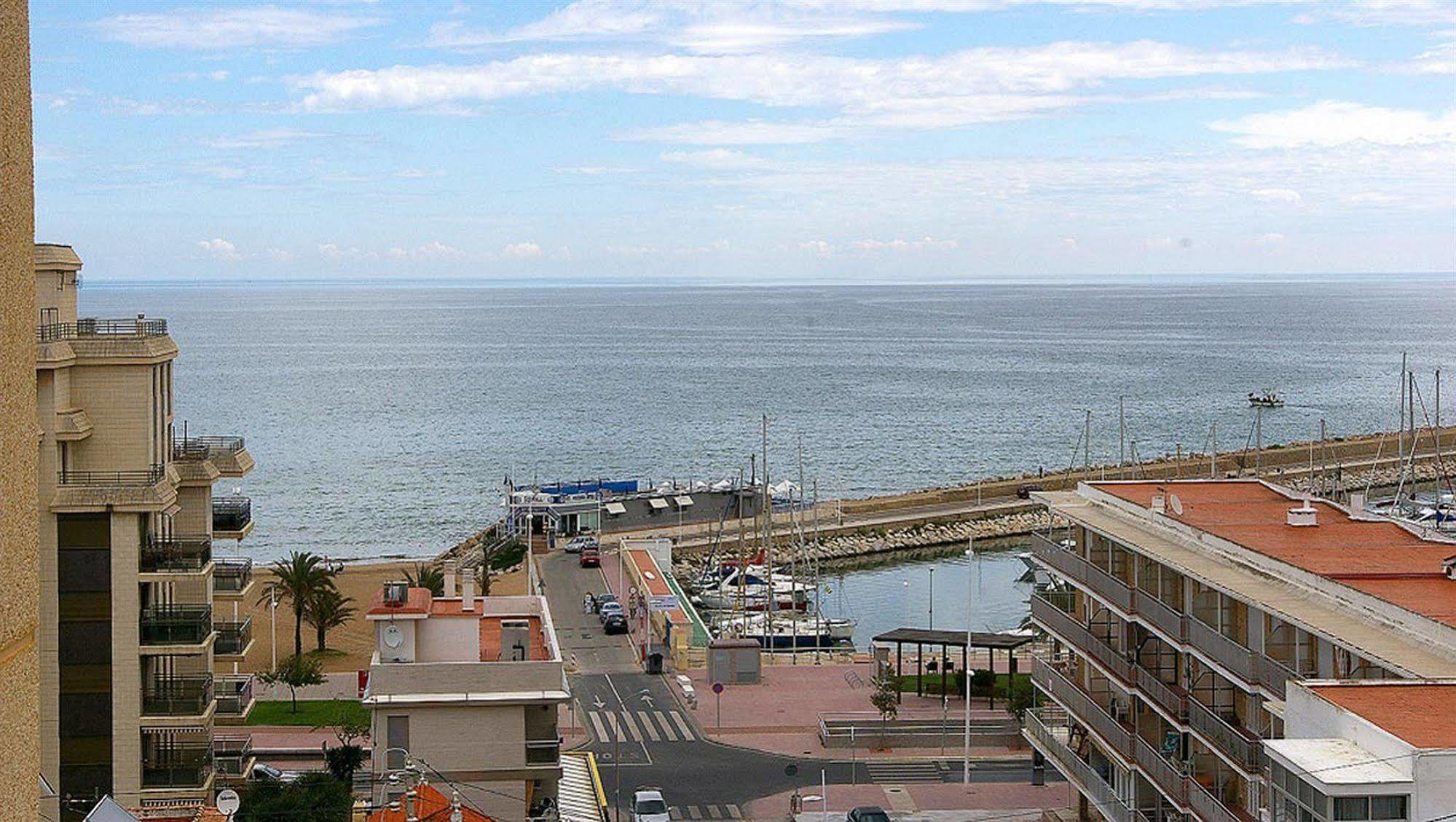 Apartamentos Turisticos Biarritz - Bloque I 甘迪亚 外观 照片